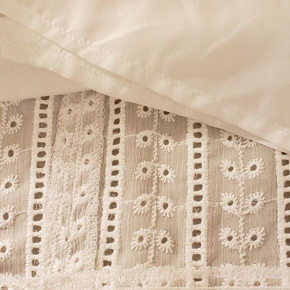 Q & A Maternity white dress 👗 size Medium NWT - Picture 3 of 11